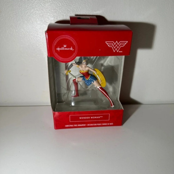 Bundle of 2  Hallmark Wonder Woman ornaments. NEW - Picture 1 of 9